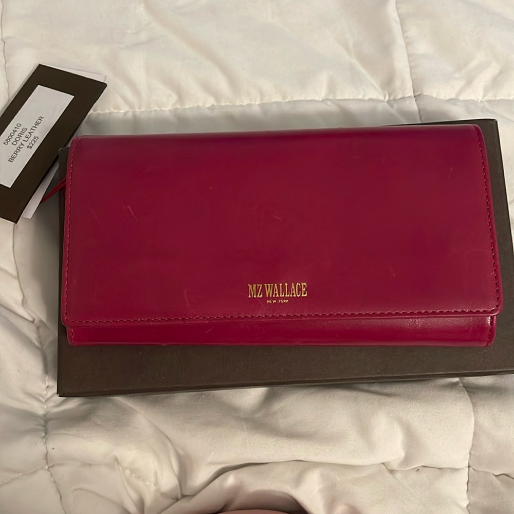 Mz Wallace Doris berry leather wallet, nwt. Never used.